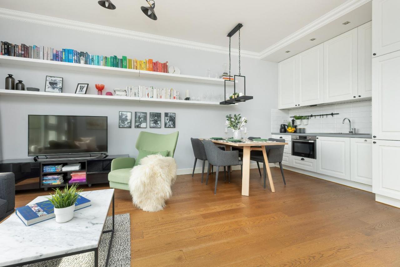 ורשה Cozy Apartment Gieysztora Wilanow By Noclegi Renters מראה חיצוני תמונה